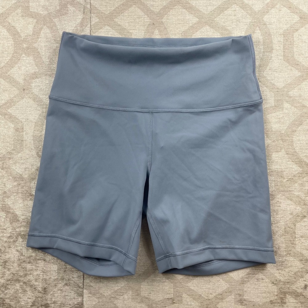 Lululemon Wunder Train Womens 8 Chambray Blue Excellent 6" Inseam Biker Shorts